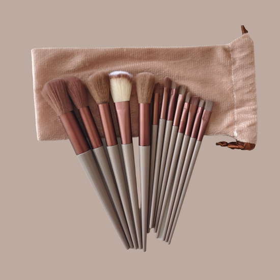 13 Pieces Highlight Powder Blush Makeup Brushes Set
