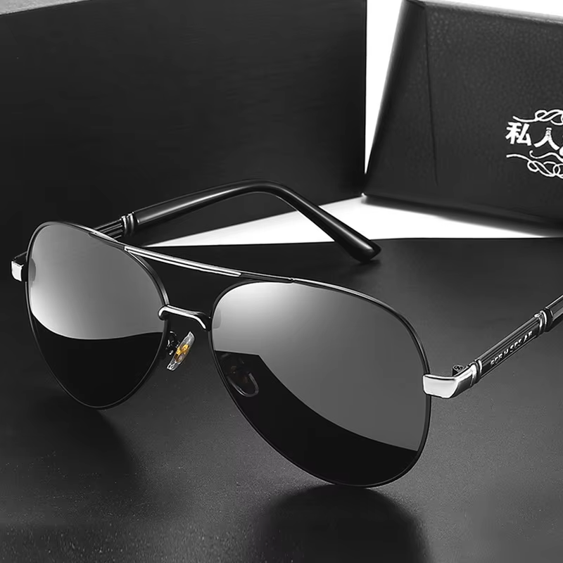 Sleek Black Aviator Sunglasses