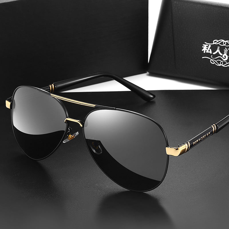 Sleek Black Aviator Sunglasses