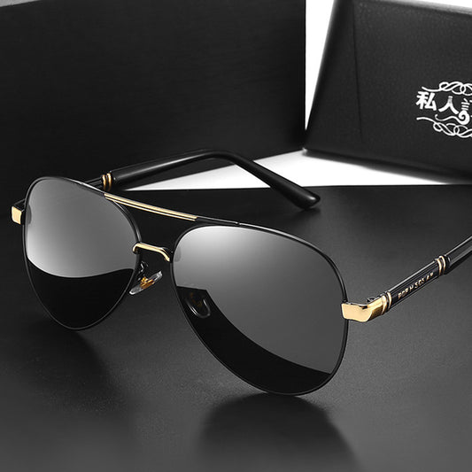 Sleek Black Aviator Sunglasses