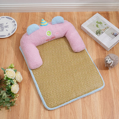 Removable and Washable Cooling Mat for Cats and Dogs - All - Season Pet Sleeping Pad
